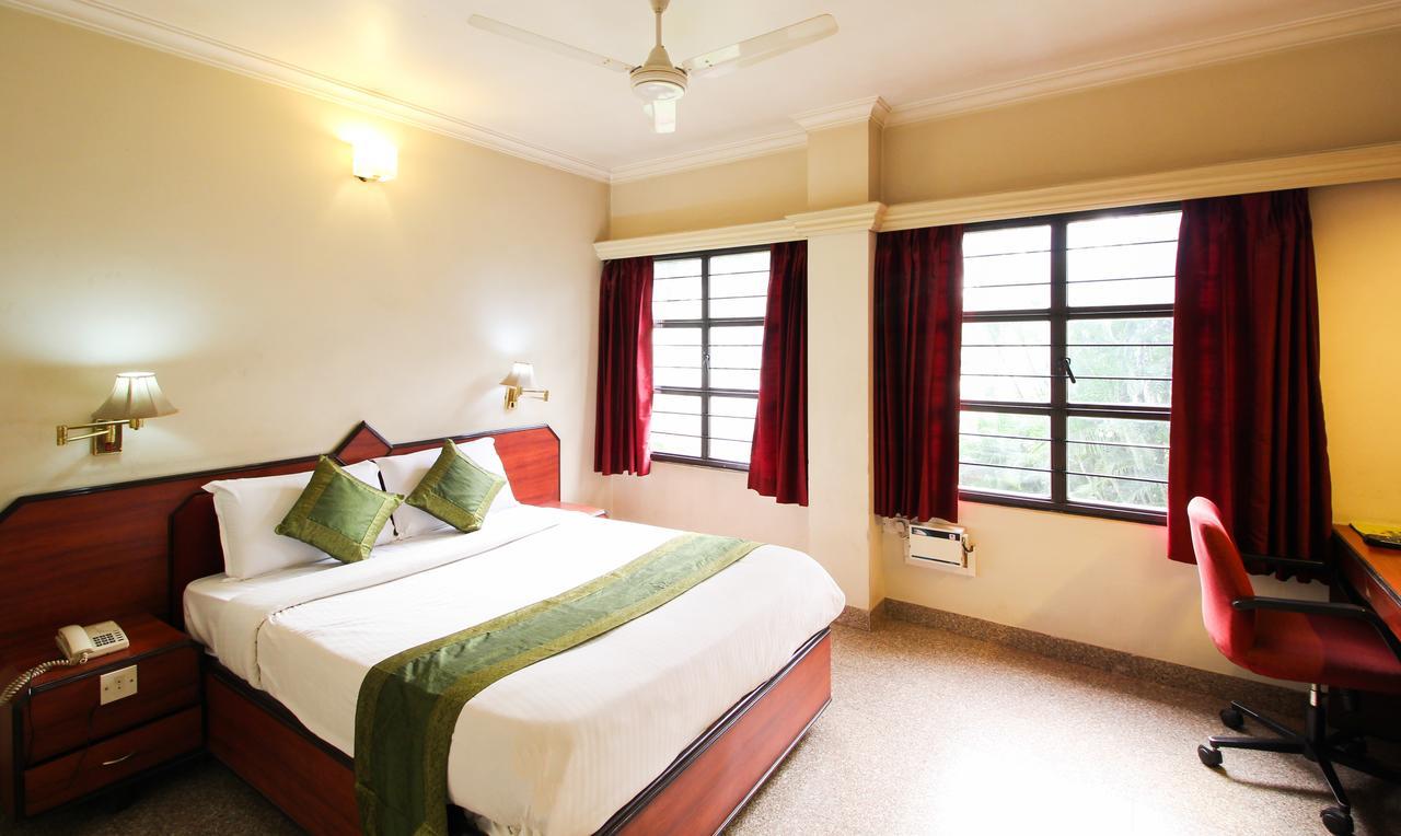 Treebo Trend Royal Inn Mysore Exterior photo