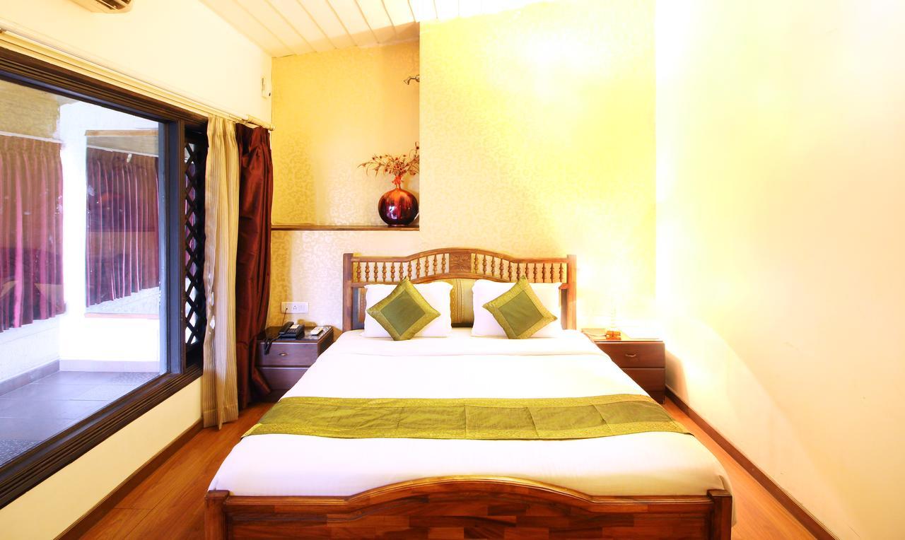 Treebo Trend Royal Inn Mysore Exterior photo