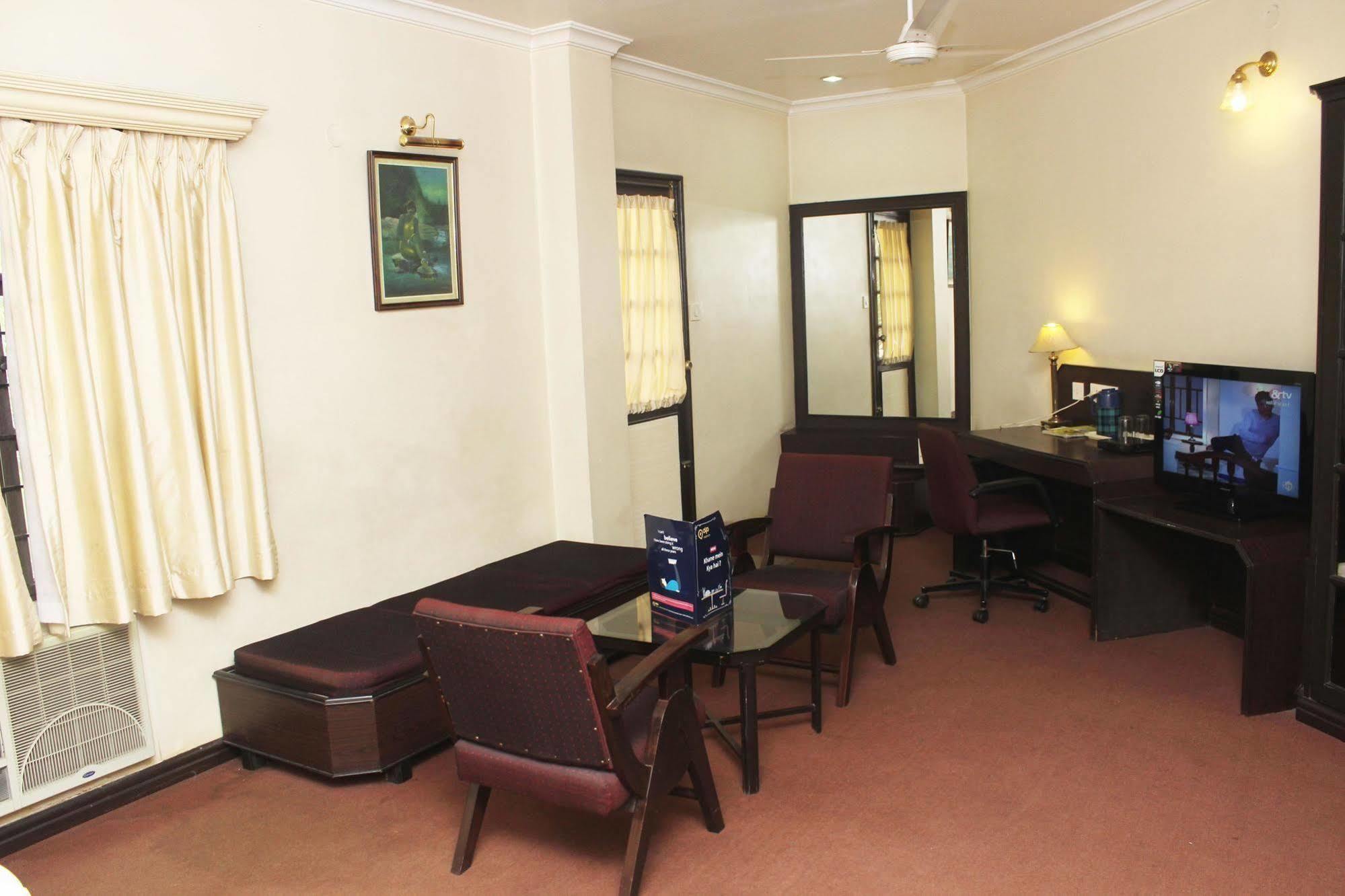 Treebo Trend Royal Inn Mysore Exterior photo